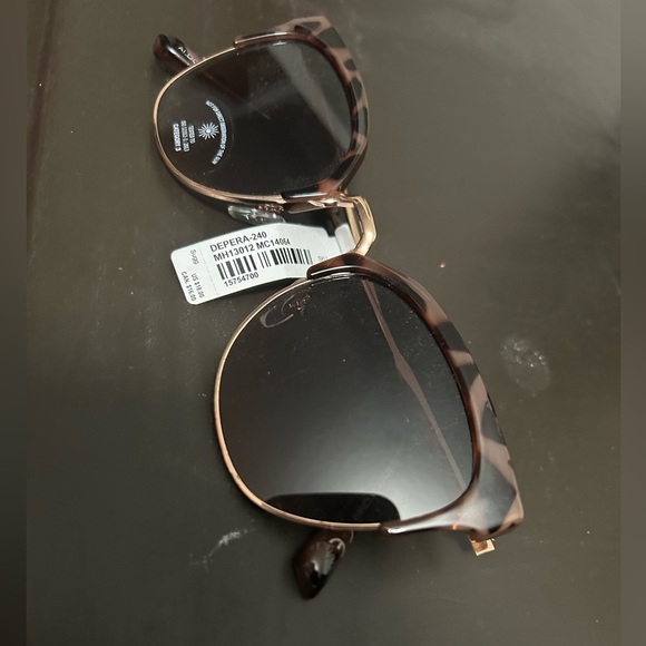 ALDO cat-eye sunglasses - Picture 2 of 4